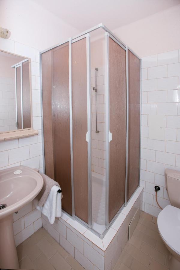 Hotel-Pension Kamyk Prague Extérieur photo