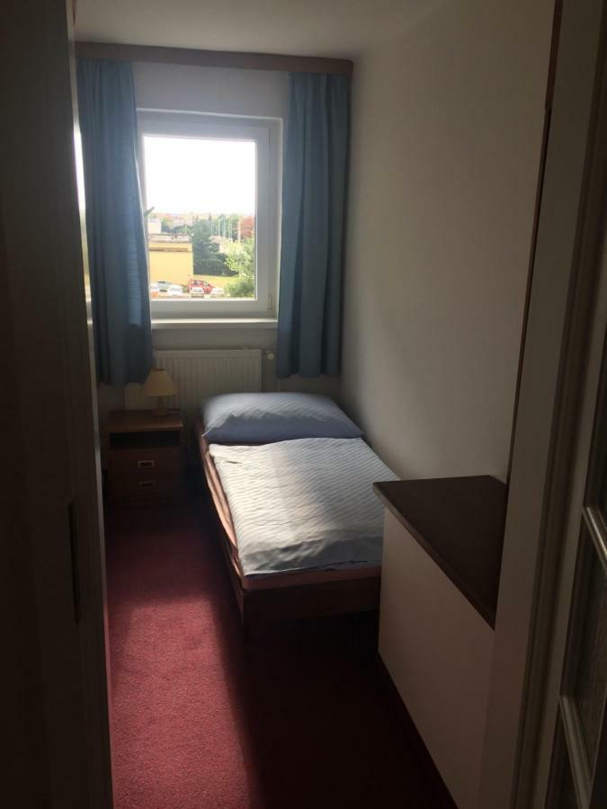 Hotel-Pension Kamyk Prague Extérieur photo